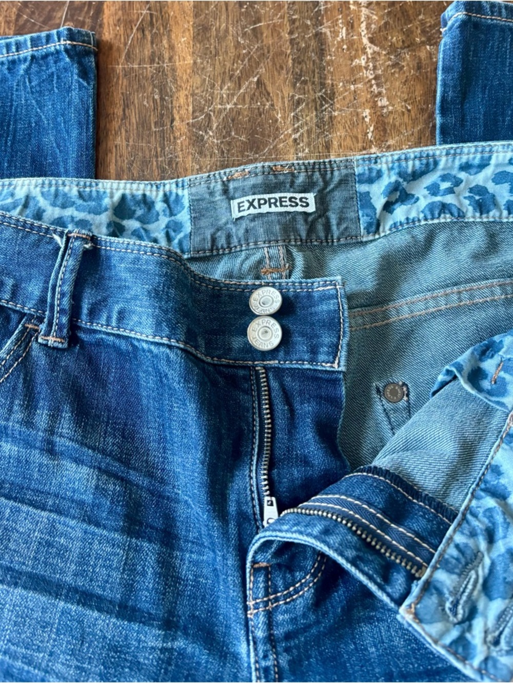 Express Modern Boyfriend Denim Jeans with Leopard Print Waistband-sz 8